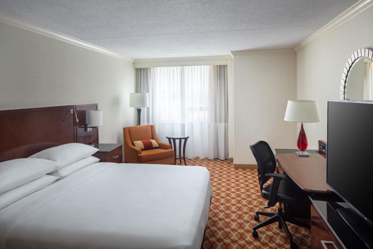 Indianapolis Marriott East Hotel Exterior foto