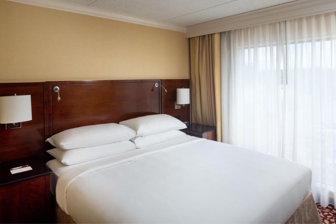 Indianapolis Marriott East Hotel Exterior foto