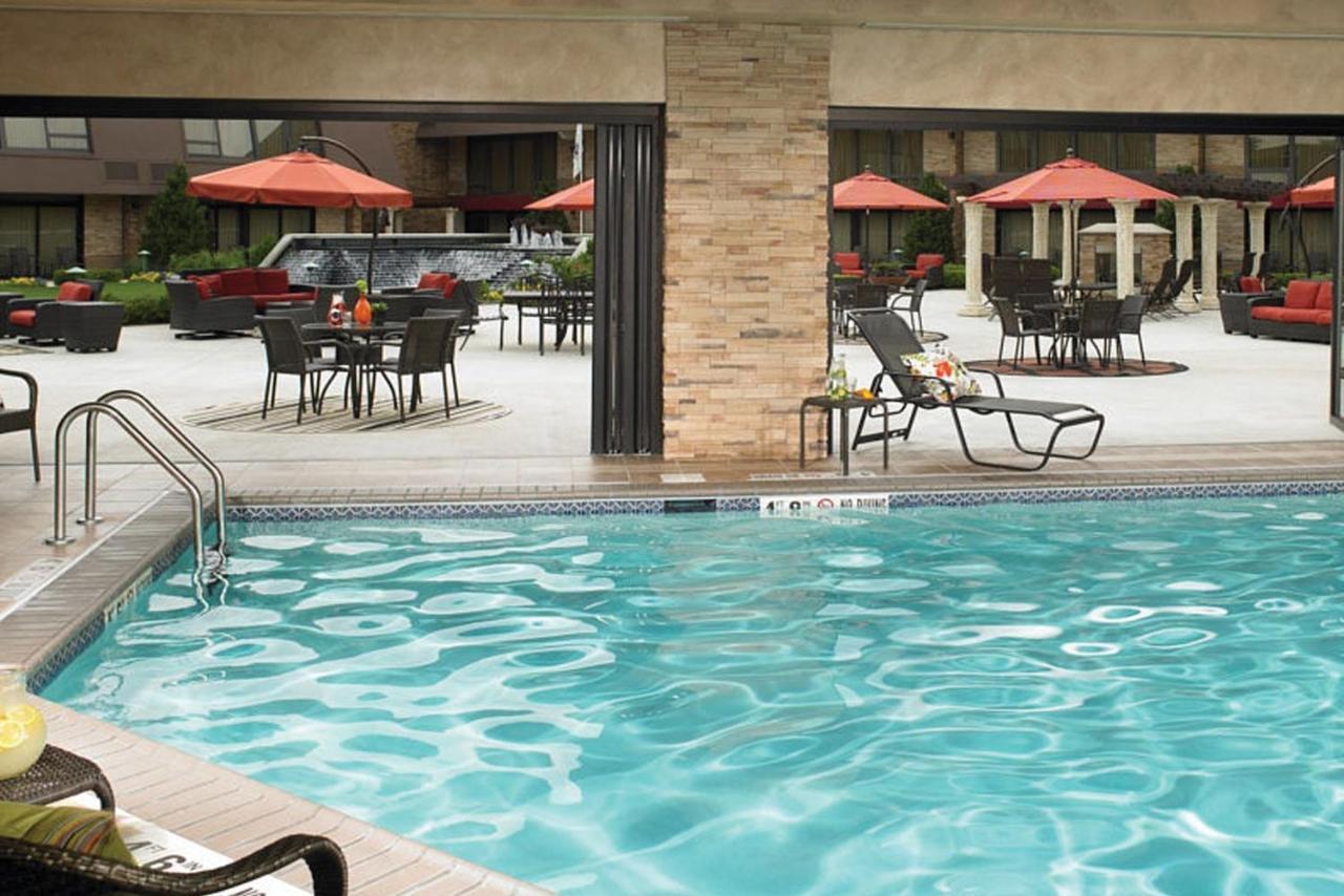 Indianapolis Marriott East Hotel Exterior foto