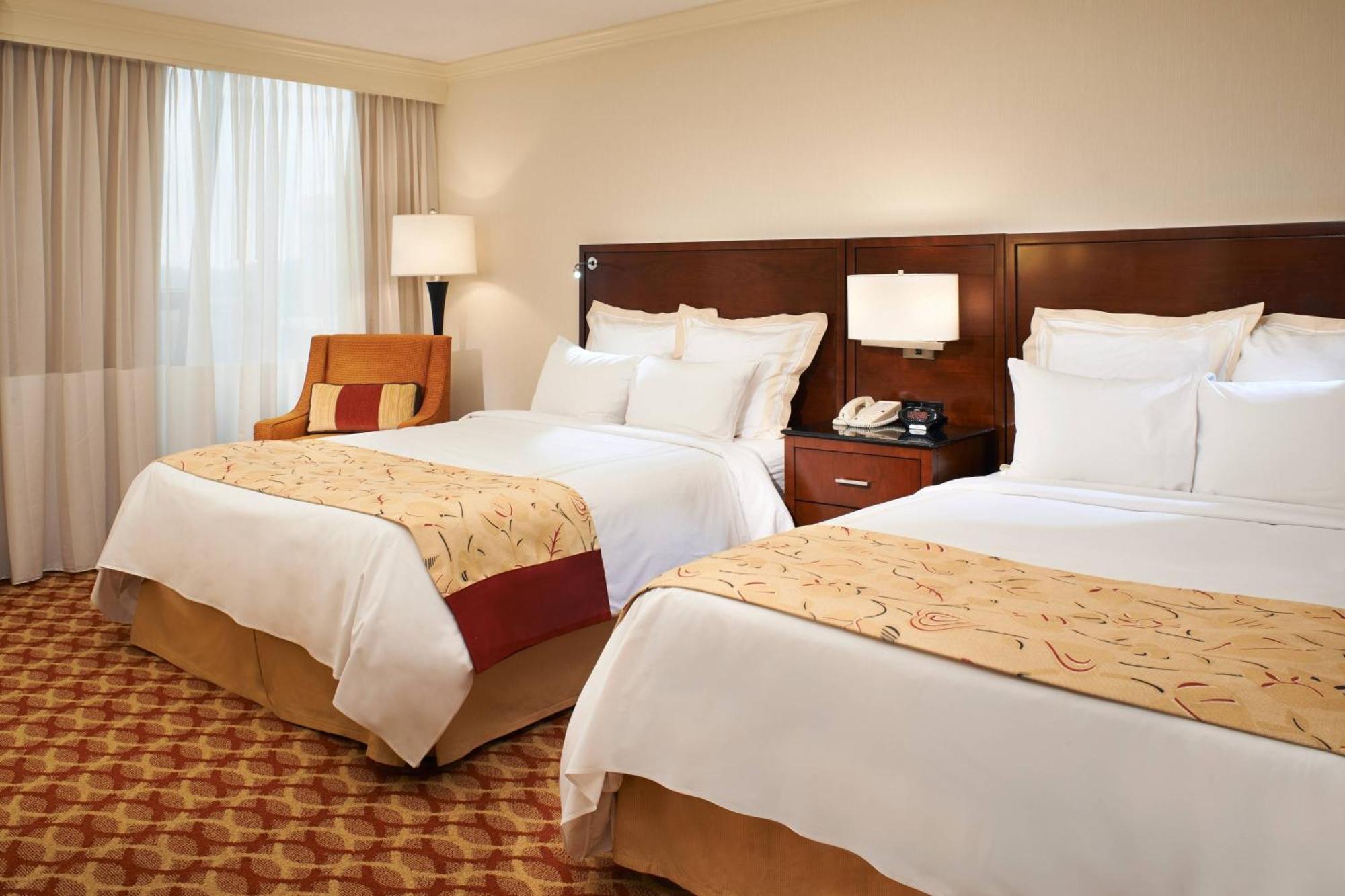 Indianapolis Marriott East Hotel Exterior foto