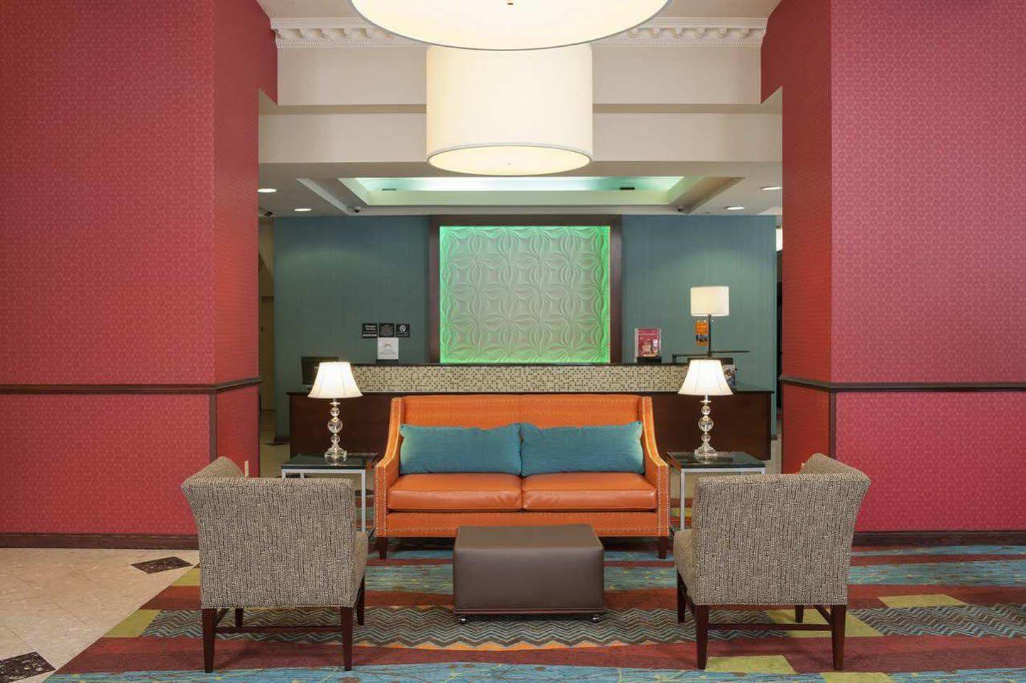 Indianapolis Marriott East Hotel Exterior foto